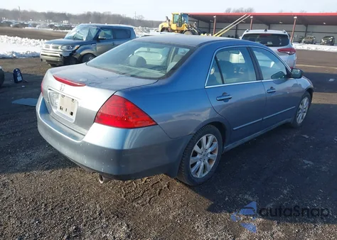 2007 Honda Accord 3.0 Lx z USA, uszkodzony, nr VIN 1HGCM66307A034967